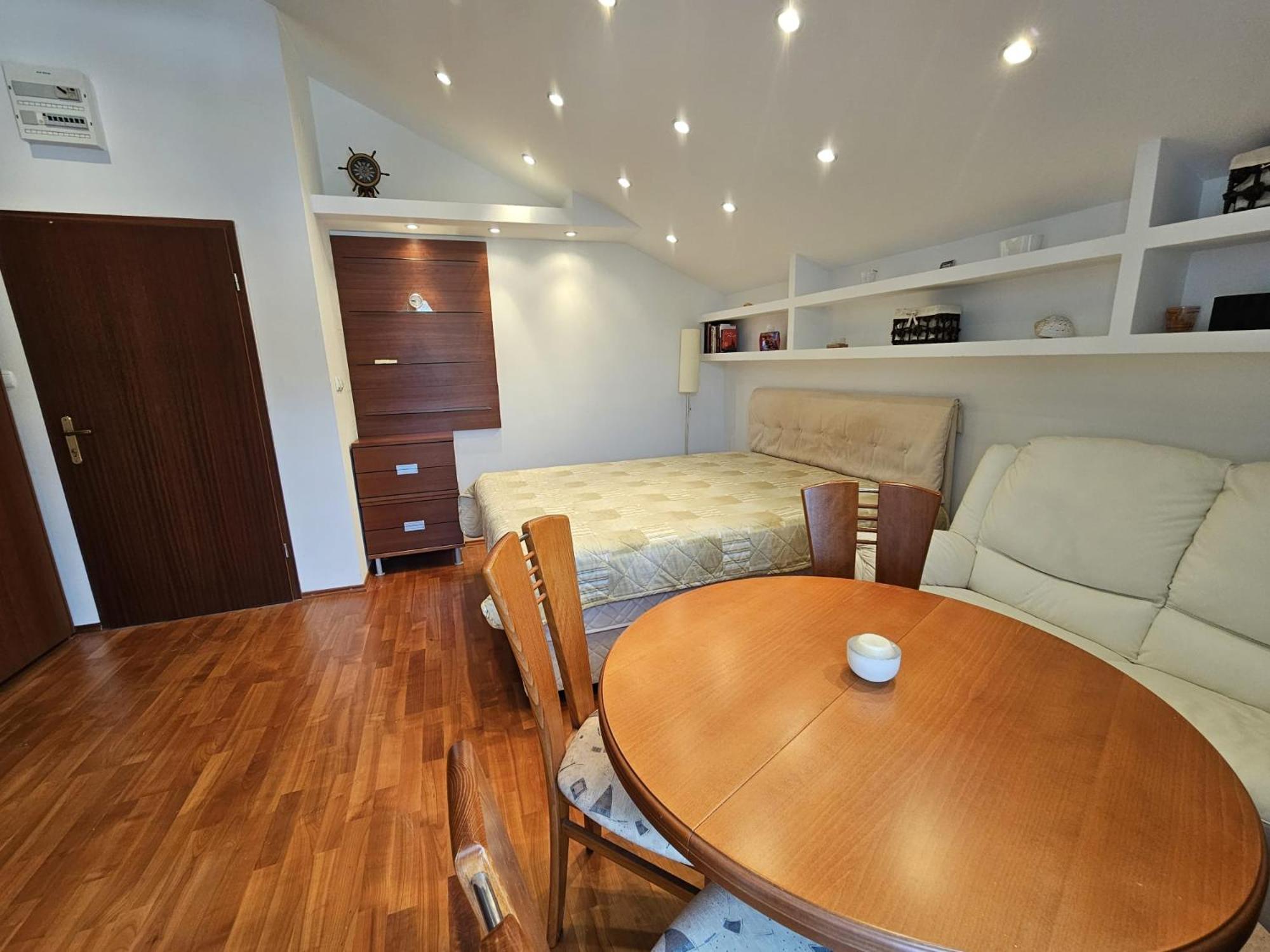 Bolotel Family & Studio Stay Bagian luar foto