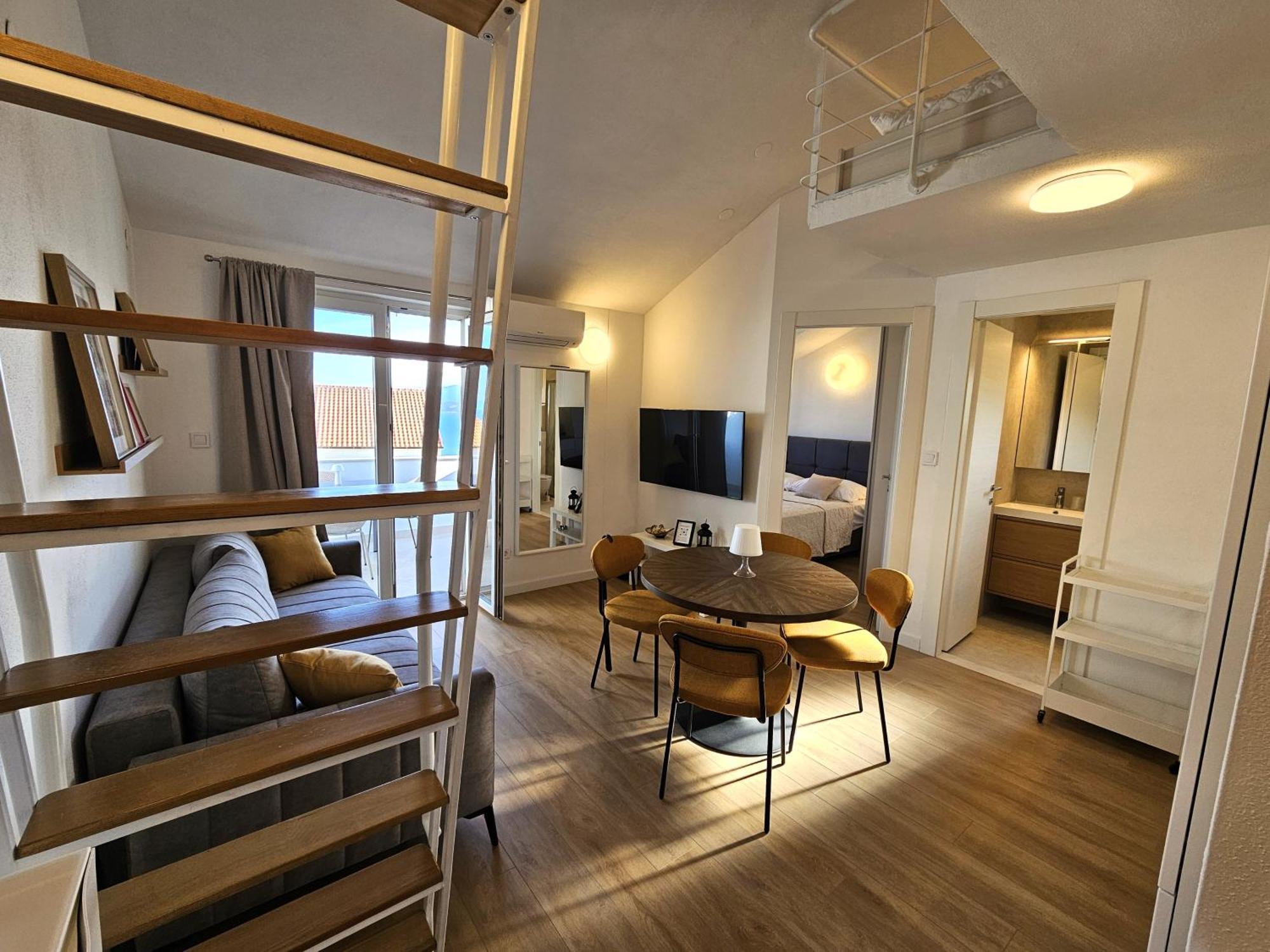 Bolotel Family & Studio Stay Bagian luar foto