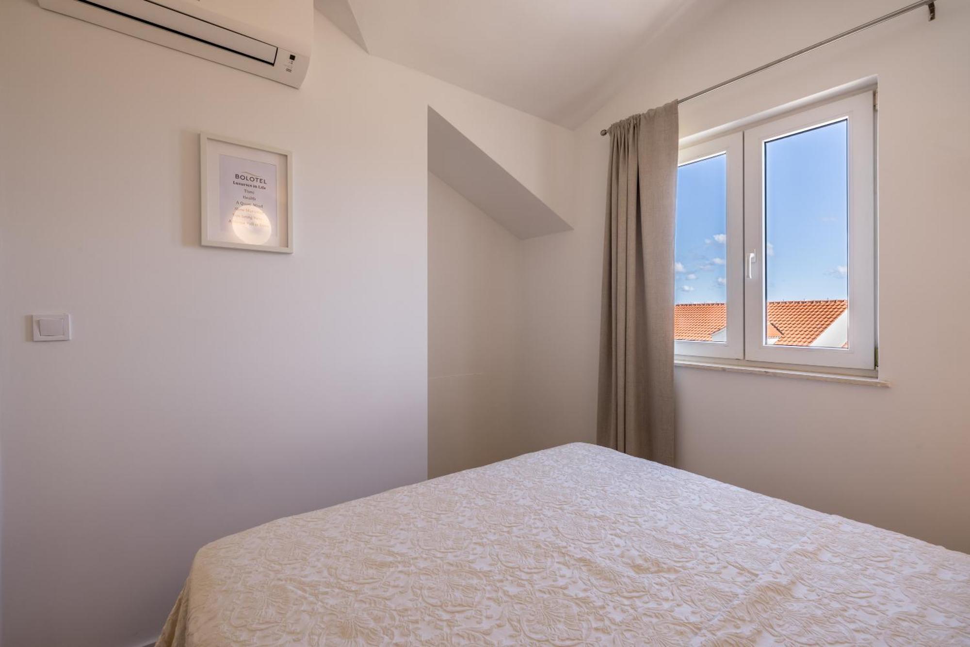 Bolotel Family & Studio Stay Bagian luar foto