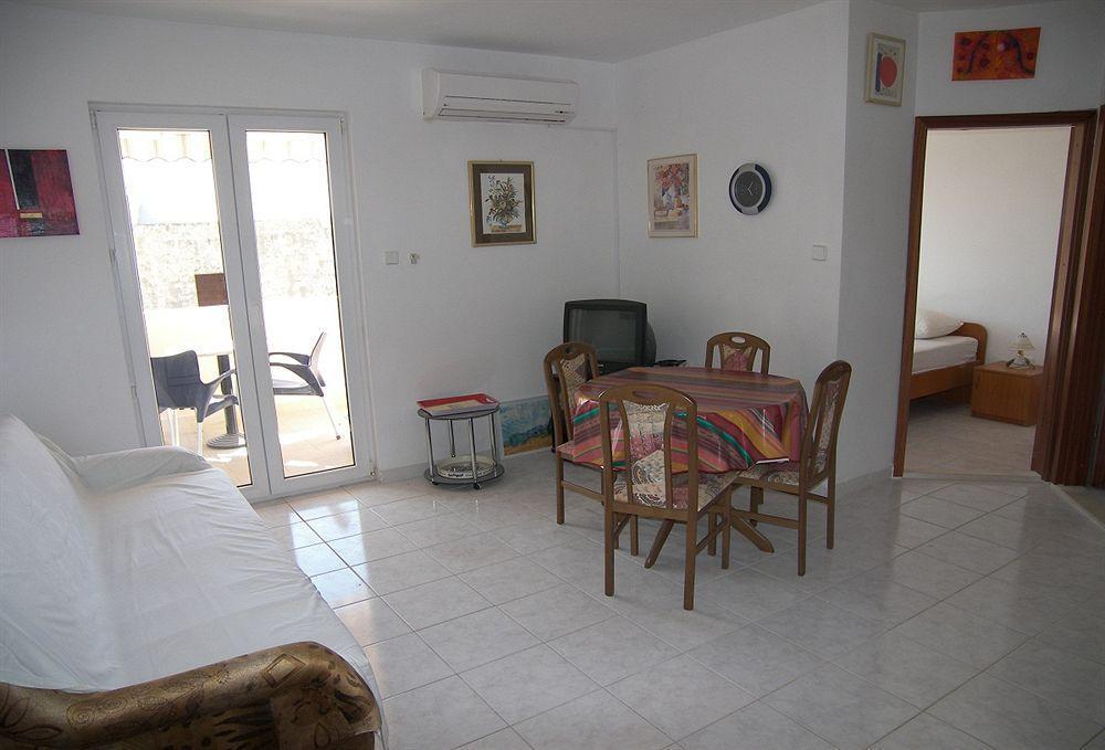 Bolotel Family & Studio Stay Bagian luar foto